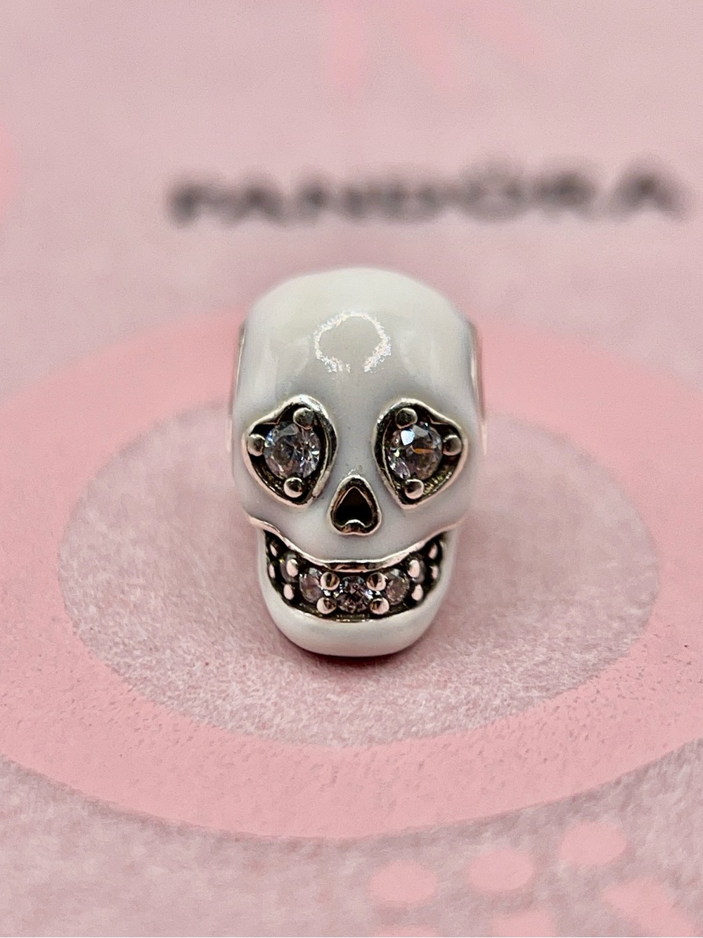 Pandora Glow In The Dark Skull Enamel Heart Eye Cubic Zirconia Charm - Picture 2 of 10